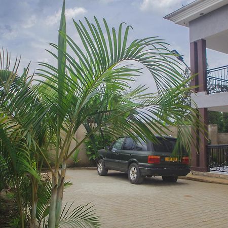 Fortpearls Homestay Fort Portal Екстериор снимка